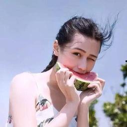 娱乐吃瓜酱封面女生,娱乐吃瓜酱的神秘魅力