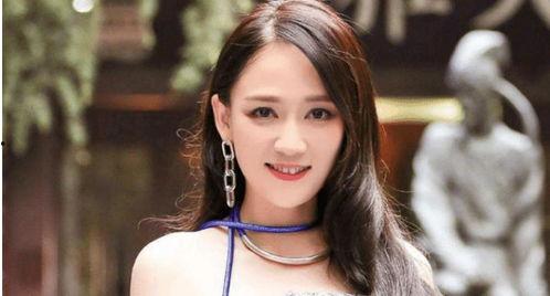 娱乐吃瓜锦鲤女星小说,娱乐圈的神秘吃瓜传奇