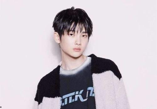 娱乐吃瓜酱黄明昊,娱乐吃瓜界的“瓜王”