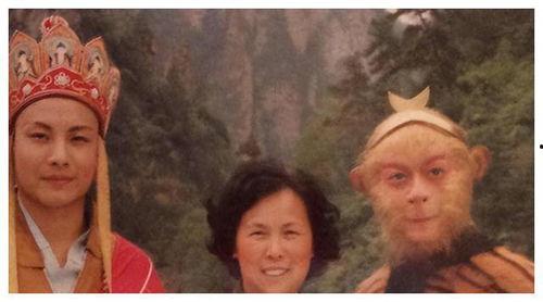 娱乐吃瓜小悟空,揭秘娱乐圈那些不为人知的幕后故事